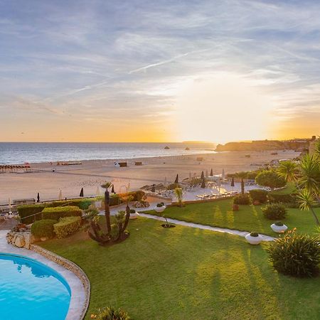Algarve Casino Hotel Portimão Exterior foto Sunset at the beach