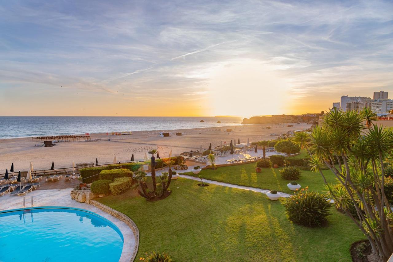 Algarve Casino Hotel Portimão Exterior foto Sunset at the beach
