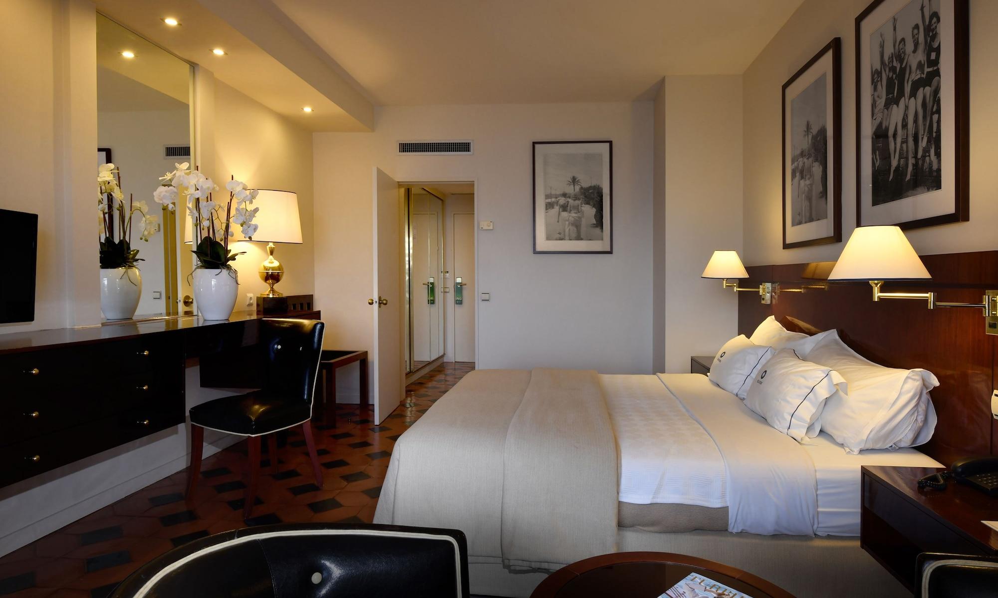 Algarve Casino Hotel Portimão Exterior foto A room at the Mandarin Oriental, Paris