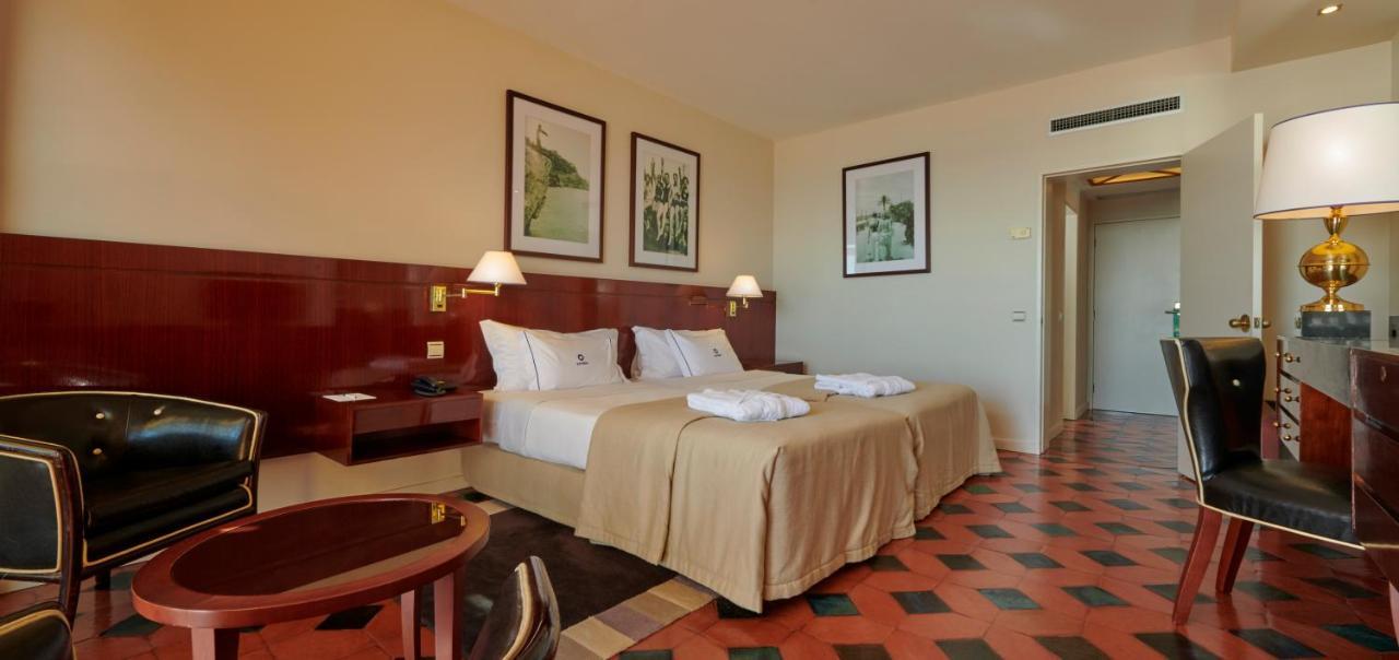 Algarve Casino Hotel Portimão Exterior foto A room at the Hotel