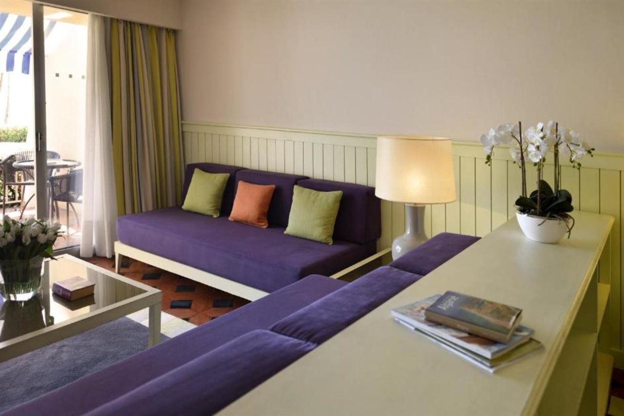 Algarve Casino Hotel Portimão Exterior foto A room at the hotel